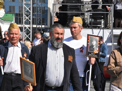 В Саратове в колонне Бессмертного полка прошли 120 тысяч человек
