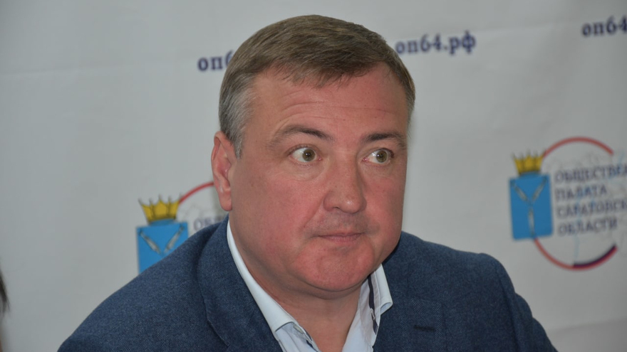 Глава Общественной палаты пожаловался на вонь и заявил, что у регоператора по вывозу мусора ничего не получается