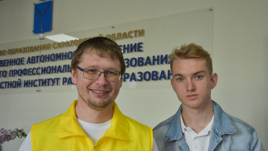 В Саратове устроили битву роботов-сумоистов