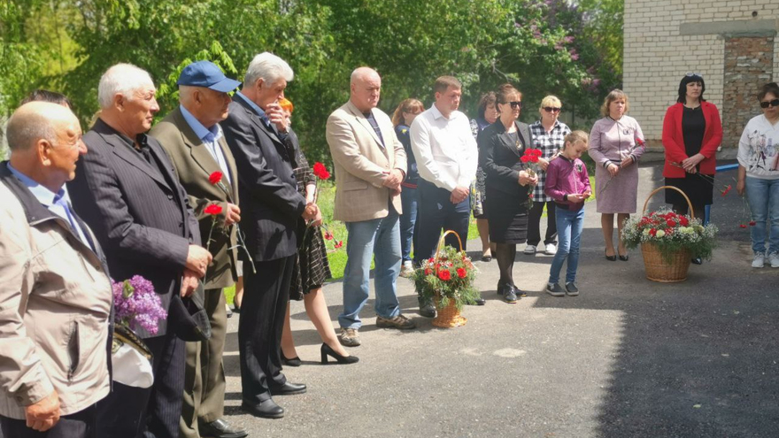В Саратовской области увековечили память о враче Валентине Ивлиевой