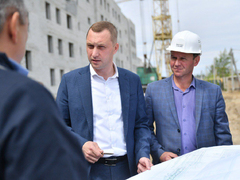 Роман Бусаргин заявил о нехватке 2 тысяч специалистов в здравоохранении Саратовской области