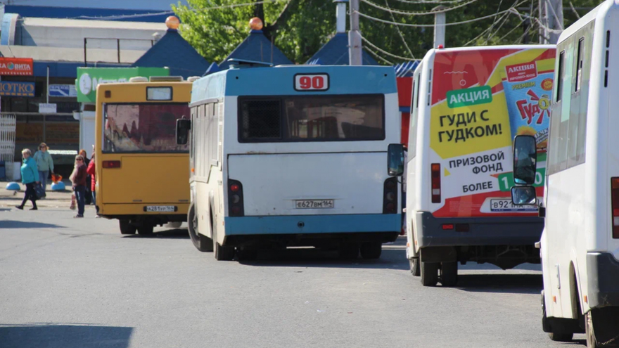 В Саратове все городские автобусные маршруты планируют передать правительству