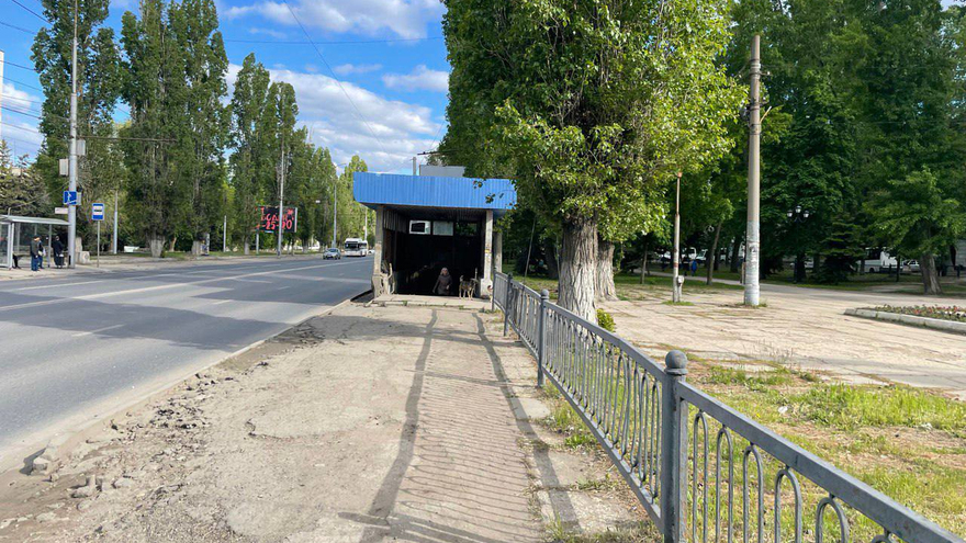 Саратовцы стыдятся подземного перехода возле Театра оперы и балета