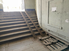 Саратовцы стыдятся подземного перехода возле Театра оперы и балета