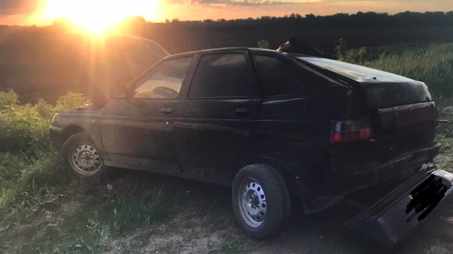 В ночной аварии под Саратовом пострадали взрослые и дети