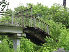 В Балакове за счет спонсоров снесут пешеходный мост