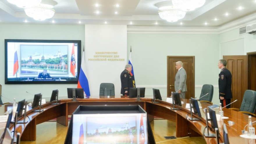 Владимир Путин присвоил очередные звания руководителям МВД по Саратовской области