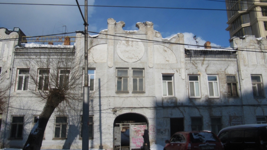 Собственников квартир обязали снести дом на улице Мичурина