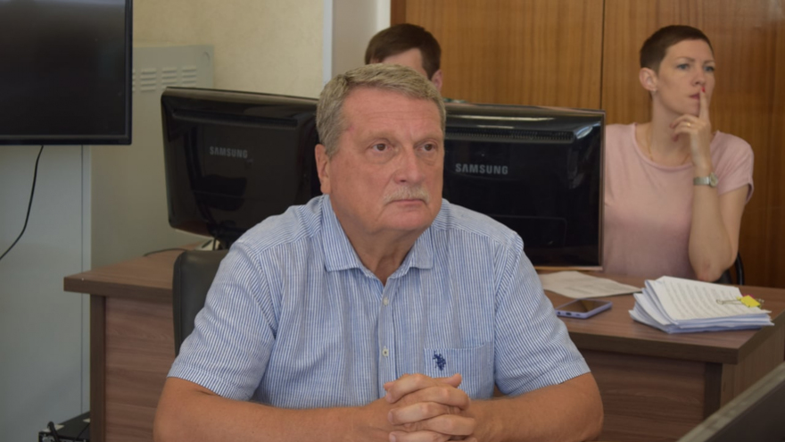 Кандидатам на пост губернатора Саратовской области придется собрать подписи почти 200 депутатов