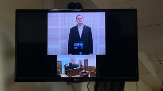 Суд решил отправить бывшего сити-менеджера Саратова Алексея Прокопенко в колонию