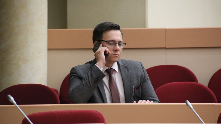 В Саратове увеличат зарплаты спортивным тренерам