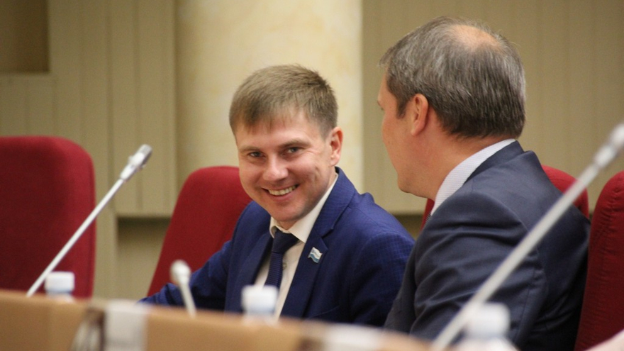 В Саратове увеличат зарплаты спортивным тренерам