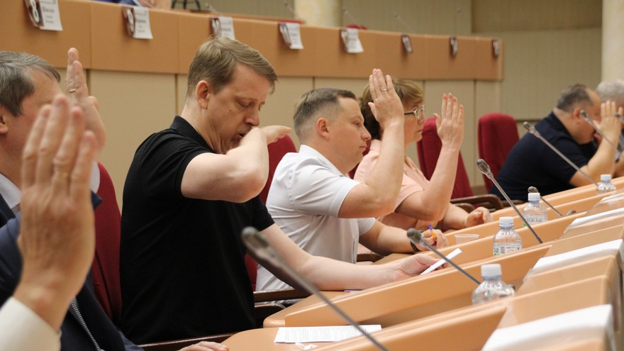В Саратове увеличат зарплаты спортивным тренерам