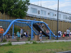 В Саратове купальный сезон открыли под музыку ДДТ и Земфиры