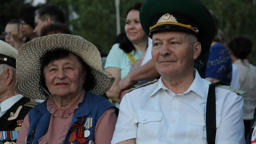 Саратовская молодежь почтила память выпускников 1941 года и поклялась в верности Отечеству