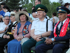 Саратовская молодежь почтила память выпускников 1941 года и поклялась в верности Отечеству