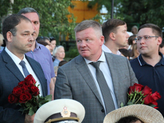 Саратовская молодежь почтила память выпускников 1941 года и поклялась в верности Отечеству