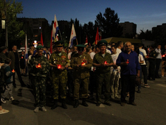 День памяти и скорби: в саратовском Парке Победы зажгли девять тысяч свечей