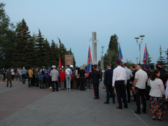 День памяти и скорби: в саратовском Парке Победы зажгли девять тысяч свечей