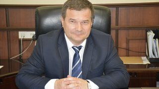 Политик вне политики. Председатель Саратовского областного суда Олег Ляпин: болеет за ЦСКА, работал во Франции, отдыхал в Эмиратах, любит ДДТ