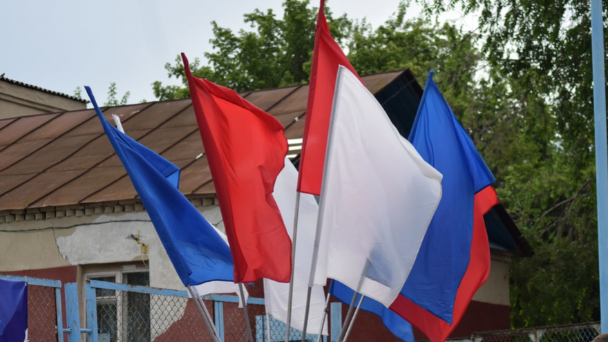 Саратовские спортсмены плавали на драконах по Сазанке