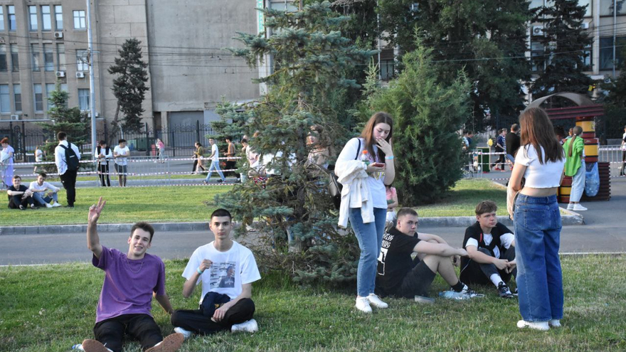 Саратовская Роза ветров собрала тысячи выпускников
