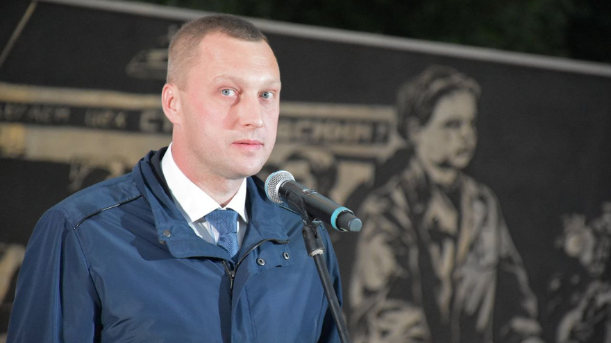 В Саратове стелу Город трудовой доблести открыли под песню Олега Газманова