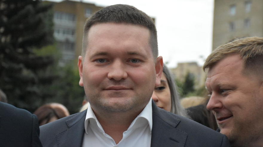 В Саратове стелу Город трудовой доблести открыли под песню Олега Газманова