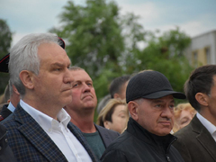 В Саратове стелу Город трудовой доблести открыли под песню Олега Газманова