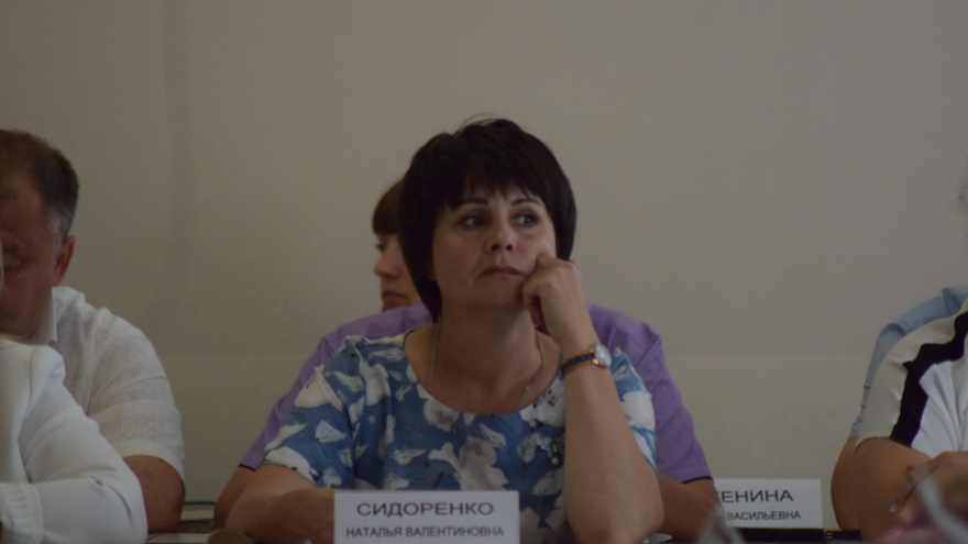 Передачу десяти энгельсских школ на региональный уровень отложили на год