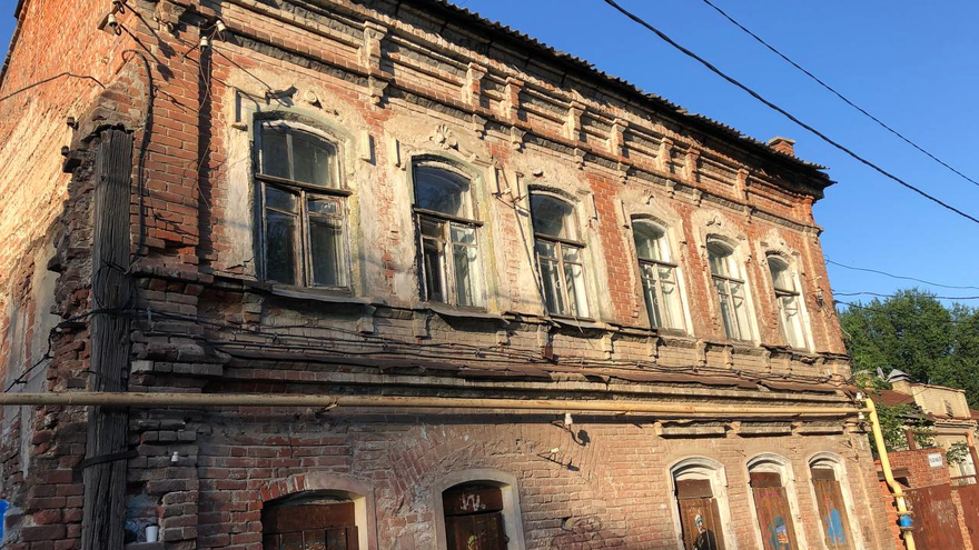 Итальянское кафе, фонтаны, лимоны: саратовцам показали проект реставрации дома Гектора Баракки