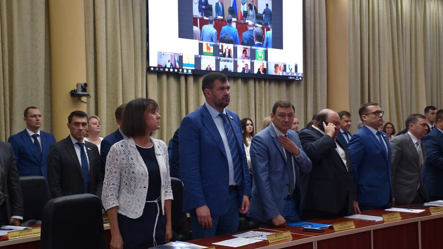 Роман Бусаргин назвал Питерский район примером пассивности и предложил уволить главу