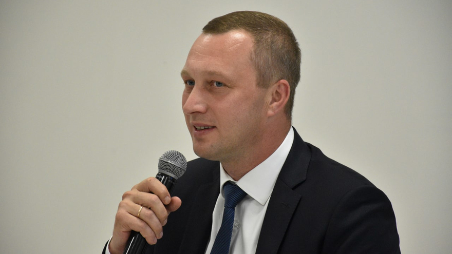 Студентка пообещала Роману Бусаргину рвать и кусать ради побед на форуме iВолга-2022