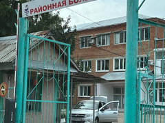 Олег Костин побывал на стройке поликлиники в Базарном Карабулаке, сходил в лес за грибами и спел про русское поле