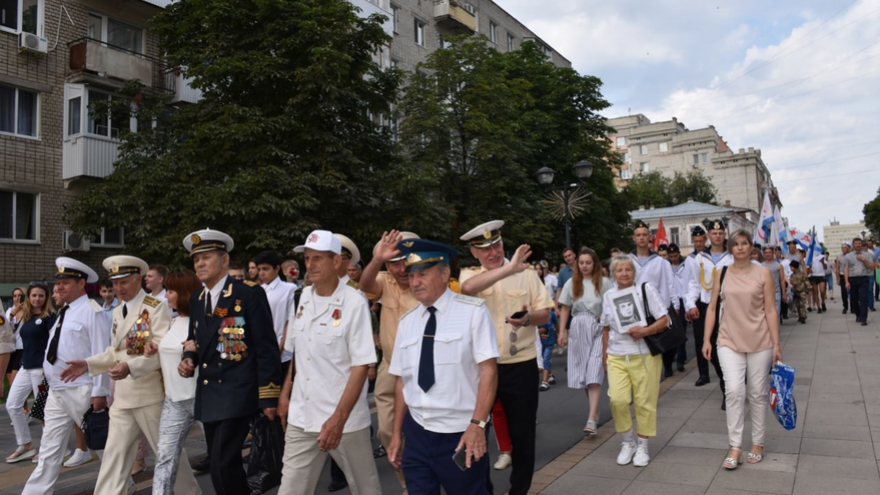 В Саратове отметили День Военно-Морского Флота 
