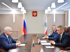 Посол России в Китае прибыл с рабочим визитом в Саратовскую область
