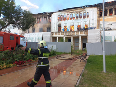 В Энгельсе загорелся Дом офицеров в Летном городке