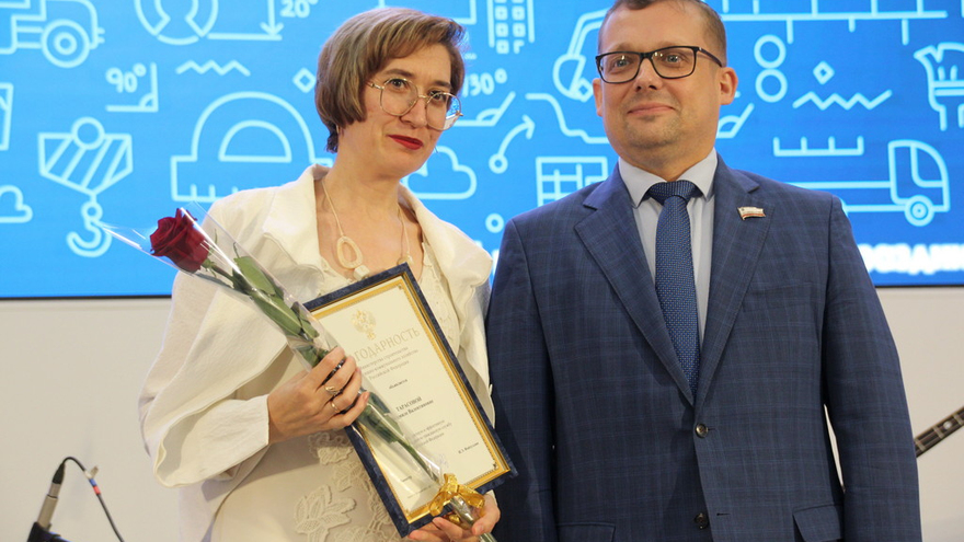 Локомотив национальной экономики: в правительстве Саратовской области поздравили строителей