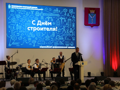 Локомотив национальной экономики: в правительстве Саратовской области поздравили строителей