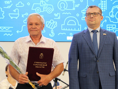 Локомотив национальной экономики: в правительстве Саратовской области поздравили строителей