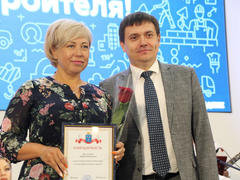 Локомотив национальной экономики: в правительстве Саратовской области поздравили строителей