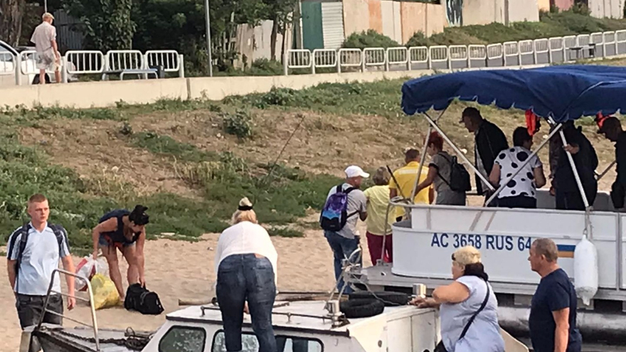 Спасатели эвакуировали пенсионерку с саратовского острова
