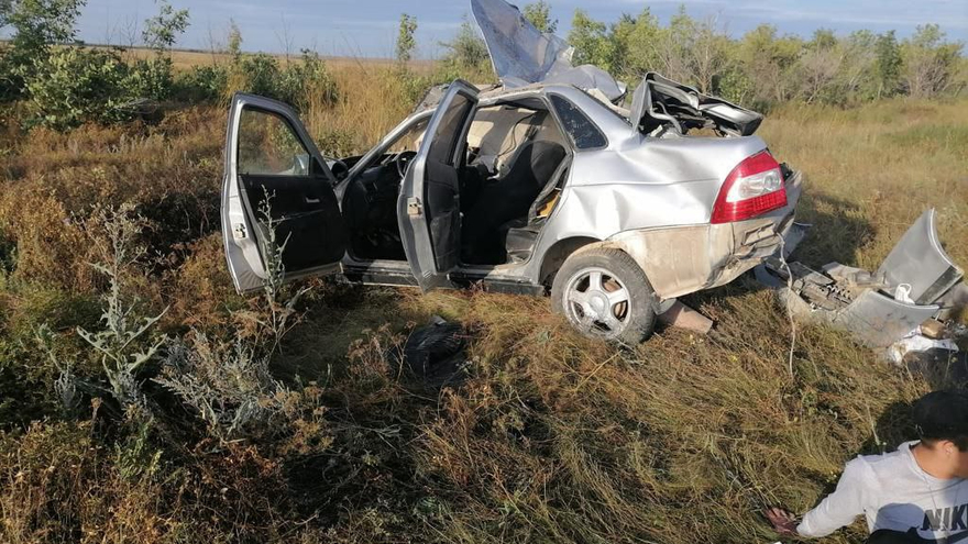 В Саратовской области пьяный водитель перевернулся на машине: погиб пассажир-подросток