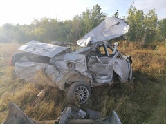 В Саратовской области пьяный водитель перевернулся на машине: погиб пассажир-подросток