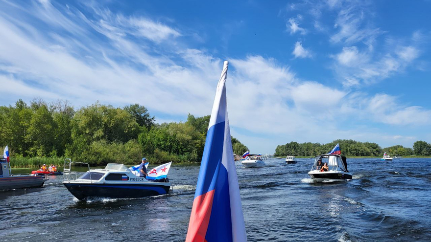 В Саратовской области прошел парад катеров