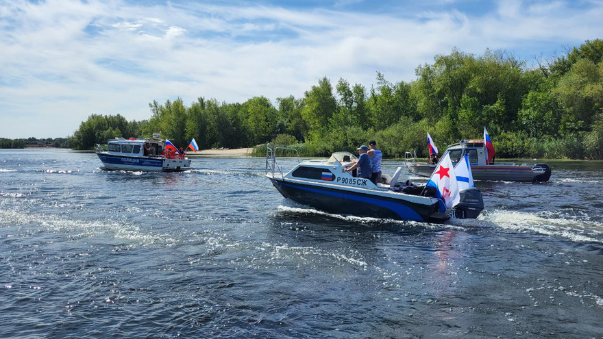 В Саратовской области прошел парад катеров