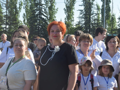 В Парке Победы растянули 90-метровый российский флаг