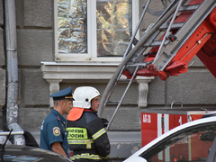 В центре Саратова второй раз за лето горит 80-летний дом-памятник