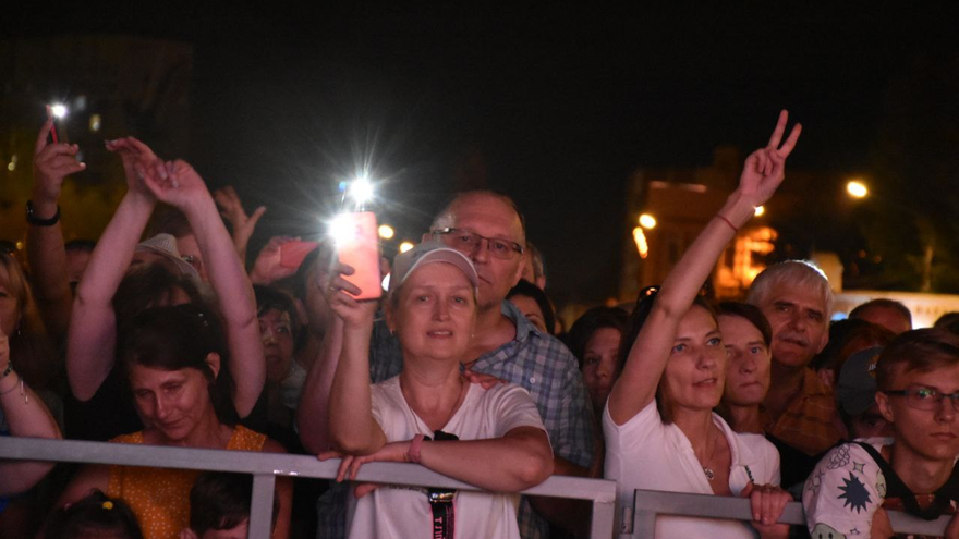 День города в Энгельсе отметили с Песнярами