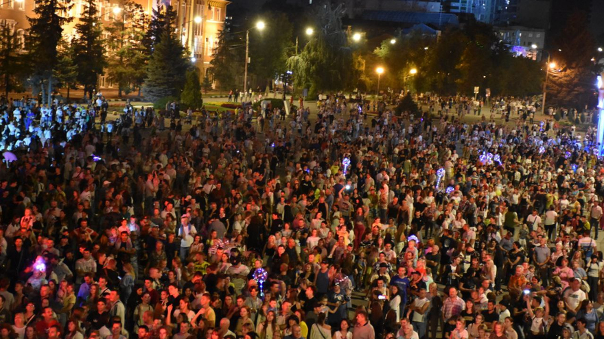 День города в Энгельсе отметили с Песнярами